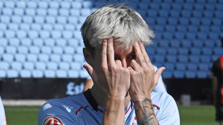 �scar Marcos, celebrando uno de sus goles con el Celta Fortuna esta temporada.