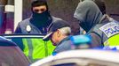El detenido ten�a material para hacer m�s cartas bomba en su piso de Miranda de Ebro