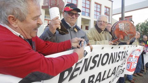 MANIFESTACION EMIGRANTES RETORNADOS 