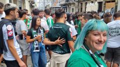 Aficionados del Racing en la calle Magdalena antes del Racing-Sporting.
