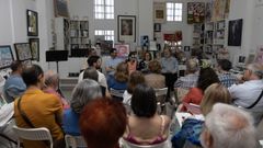 Amigos, estudosos e xentes do mundo da cultura e o saber acheg&aacute;ronse &aacute; homenaxe de onte