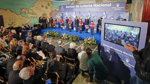 Sorteo de la Lotera Nacional en la Escuela Naval de Marn