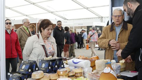 Primer d�a de la Feira do Queixo de San Sim�n da Costa en Vilalba