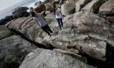 La Pedra de Abalar -de la que se ve el fragmentos desprendido- est� a la espera de una soluci�n.