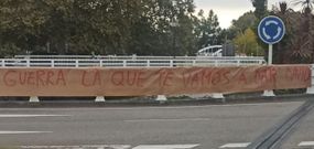 Pancarta contra David Guerra