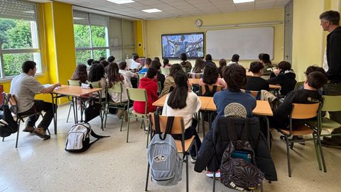 La asociaci&oacute;n desarroll&oacute; en el IES Monte Carrasco de Cangas una nueva jornada de sensibilizaci&oacute;n dentro del programa europeo LIFE Coop Cortaderia.