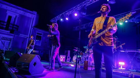Marlon: 30.000 euros. La banda asturiana de pop-rock, que ya actuó en las fiestas del 2019, repetirá en Ferrol el viernes 25 (Armas, 22.30 horas).