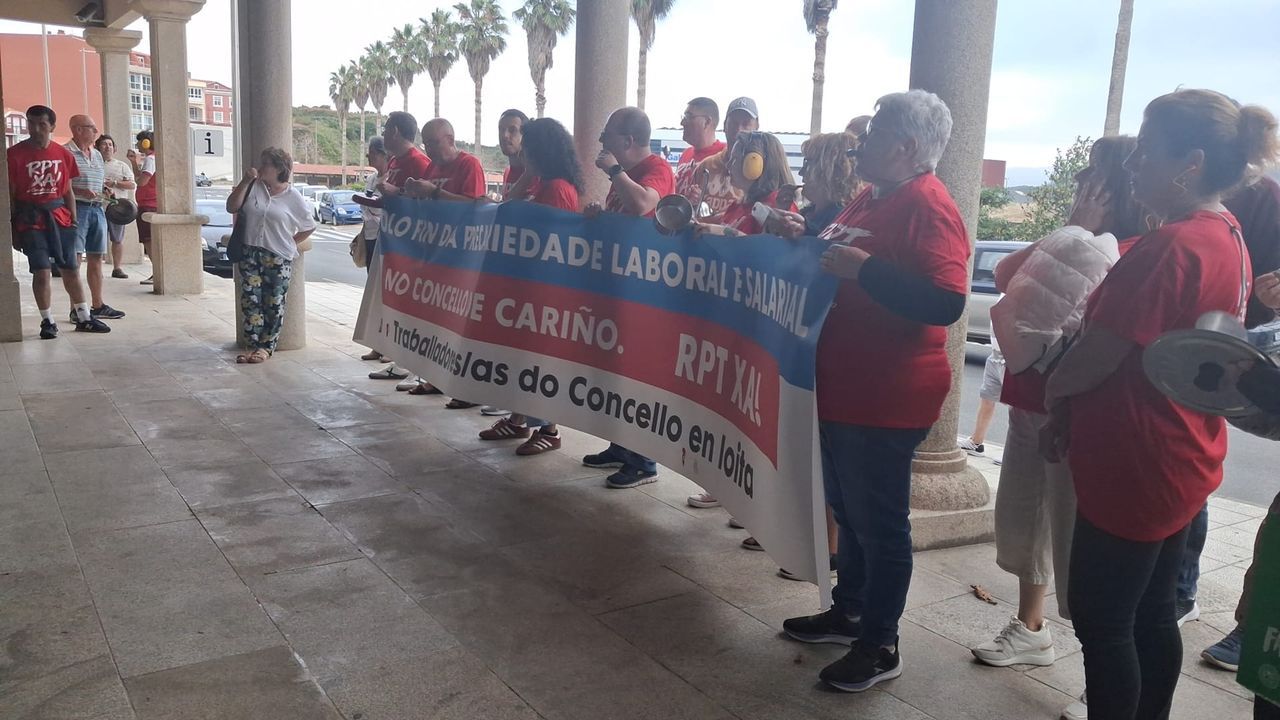 Familiares de dependientes de Cariño dirigen una carta a Alfonso Rueda: «El desamparo es absoluto»