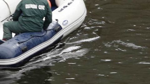 Imagen de un buzo de la Guardia Civil