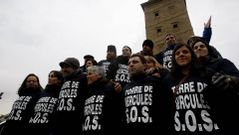 Protesta a los pies de la Torre