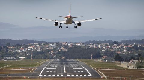 Entrada en servicio del nuevo tramo de pista de Alvedro 