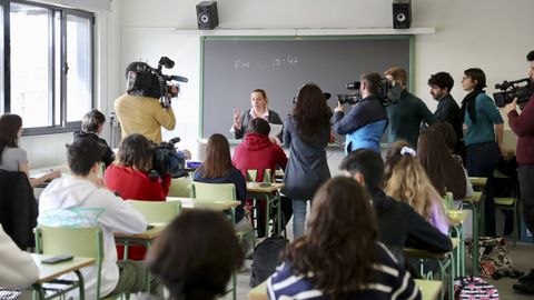 Prueba piloto de la nueva selectividad en el IES Caldern de la Barca de Gijn