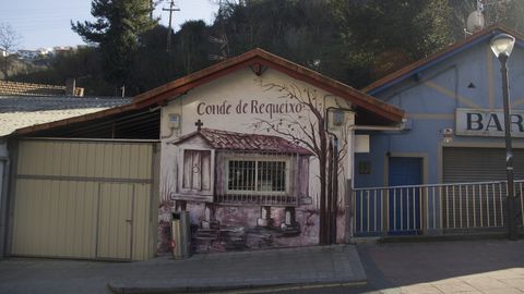 Los guios a Galicia son constantes en Masustegi. En el Pas Vasco, desde Rosala de Castro a Castelao cuentan con su propios monumentos. El intercambio cultural entre ambos pases fue posible, en gran medida, gracias a la migracin gallega.  Los carteles en gallego o las conversaciones entre vecinos en la lengua de Rosala son de todo menos exticas en algunos pueblos y barriadas vascas