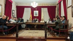 El alcalde de Padr�n inform� al pleno de que el Concello reiterar� a la familia Franco la devoluci�n de la Medalla de Oro del ayuntamiento