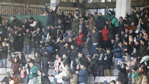 B�scate en la grada del Racing y el Lugo.