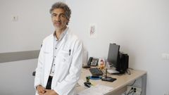 El doctor Calafiore hizo la especialidad de Cirug�a General, la de Urolog�a y tambi�n se form� en Androlog�a en�la Fundaci�n Puigvert, un servicio de gran prestigio en esta subespecialidad. Desde el 2016 trabaja en el hospital de Lugo.