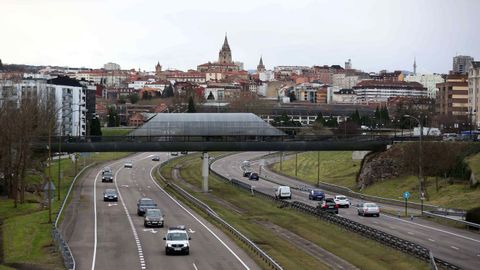 Entrada a Oviedo por la autopista A-8