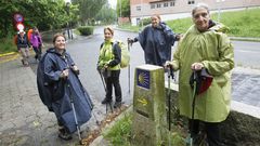 Beatriz, Yolanda, Raquel y Pilar son cuatro amigas de Madrid que ayer se estrenaron en el camino Ingl�s, aunque todas ya recorrieron con anterioridad otras rutas jacobeas