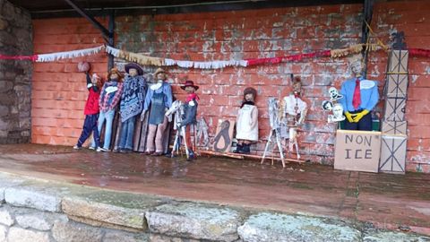 Los compadres de la parroquia de Rosende, en Sober, tambi�n aludieron a Donal Trump