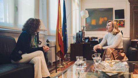 La consejera de Educacin, Eva Ledo, y la ministra de Educacin, Pilar Alegra