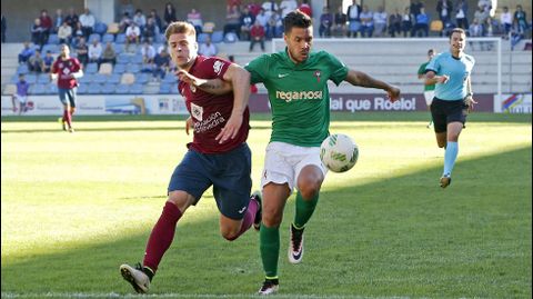 El Pontevedra CF vence al Racing de Ferrol
