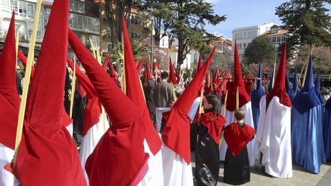 Los capuchones volvieron a llenar la plaza de Amboage