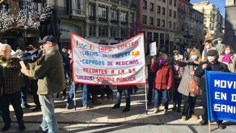 Momento de la concentraci�n para exigir mejoras en Atenci�n Primaria