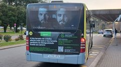 La Aecc difundi� el mensaje del D�a mundial contra el c�ncer en autobuses urbanos de Santiago