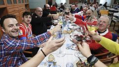 Los restaurantes de Lugo, como el Porta de Santiago, tuvieron muchas reservas de aficionados del Sporting de Gij�n
