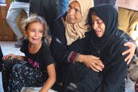 Unha familia palestina o sbado en Jan Yunis.