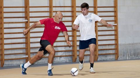 PARTIDO DE F�TBOL ENTRE EL PP Y EL PSOE DE PONTEVEDRA