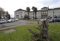 Las nuevas facultades se levantar�n en espacios ocupados por el Gil Casares, frente al Cl�nico. 