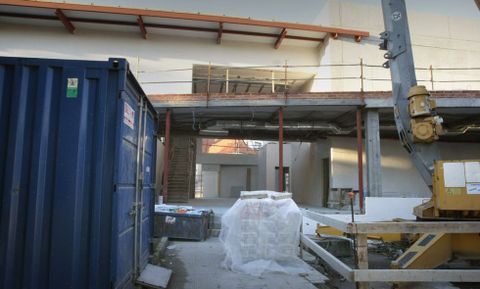 Las obras para convertir la casa de la cultura de O Esteiro en auditorio se paralizaron en noviembre. 