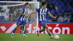 No&eacute; Carrillo, en su reaparici&oacute;n contra el Oporto, con el debutante Yayo a su espalda