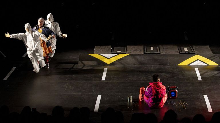  Sumar, archivos del fracaso? creaci�n del Centro de Investigaci�n Teatro La Peste