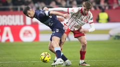 Carlos Dom�nguez ejerci� de capit�n del Celta frente al Girona.