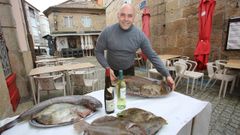 Manolo Martnez en el restaurante El Express, situado en el corazn de Cambados.