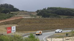 Obras de la autov�a A-54 en Arz�a