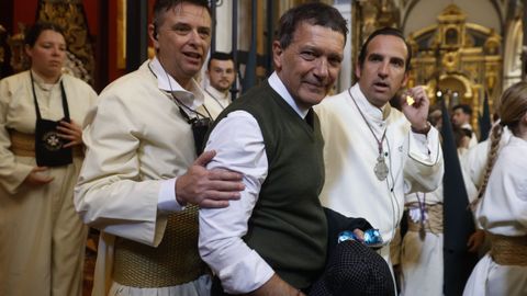 Antonio Banderas, fiel a la Semana Santa de M�laga, este domingo junto a los nazarenos de la Cofrad�a de Mar�a Sant�sima de L�grimas