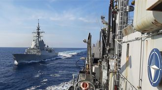 La fragata F-101, en unas maniobras militares. 