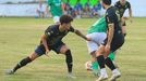 Welli, agarrando a un futbolista del Burela, causa baja definitiva en el Viveiro 