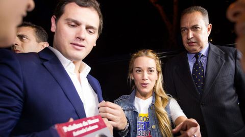 Albert Rivera con Lilian Tintori