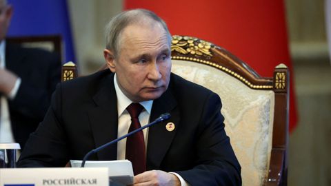 El presidente ruso, Vlad�mir Putin, en el Consejo Euroasi�tico de Econom�a que tiene lugar en el Kirguist�n.