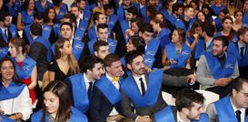 Estudiantes del Centro Superior de Hostelera celebraron ayer su graduacin. 