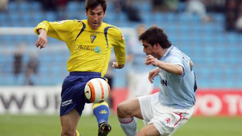 Berizzo, en un enfrentamiento contra el Celta vistiendo la camiseta del C�diz