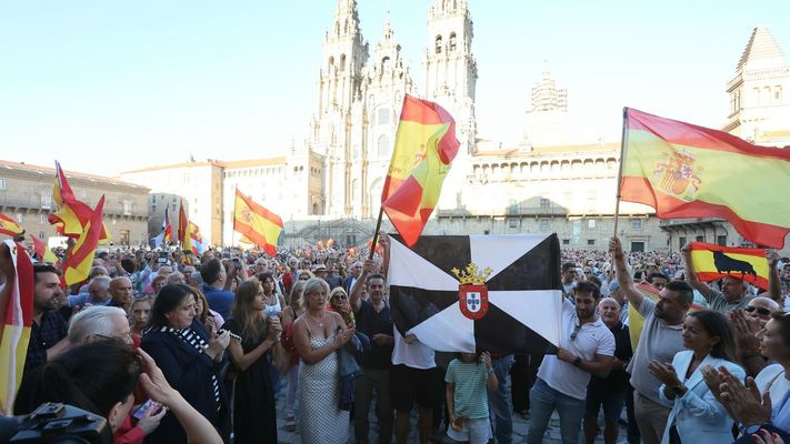 Manifestaci�n en la praza do Obradoiro a favor de Ceuta.