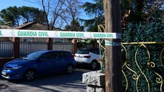 Zona, precintada por la Guardia Civil, cercana a la vivienda donde una mujer fue atacada por su marido