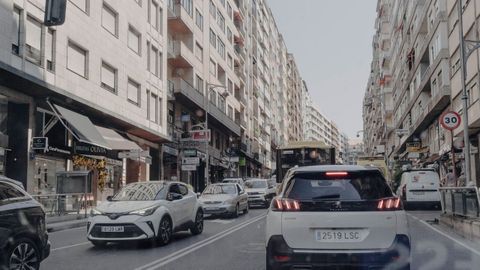 Cortes en las calles de Ourense por las obras de mejora del pavimento
