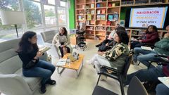 Inauguraci�n de la biblioteca, con la presencia de Irene Rega