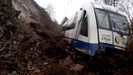Tren de Cercan�as descarrilado entre Tora�o y Arriondas